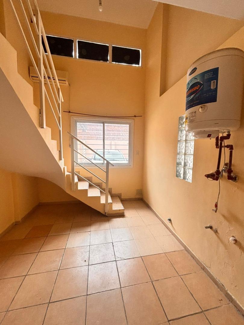 MONOAMBIENTE AMPLIO CON EXCELENTE UBICACIÓN