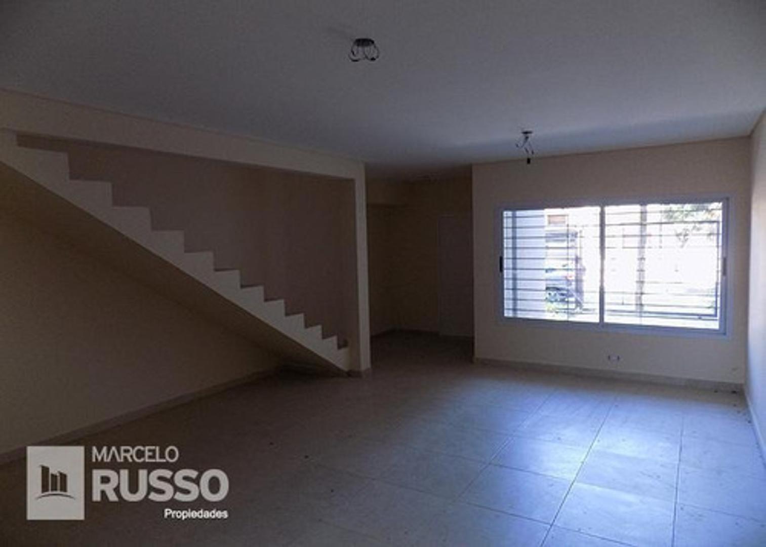 Depto Tipo Casa en Venta de 3 dormitorios