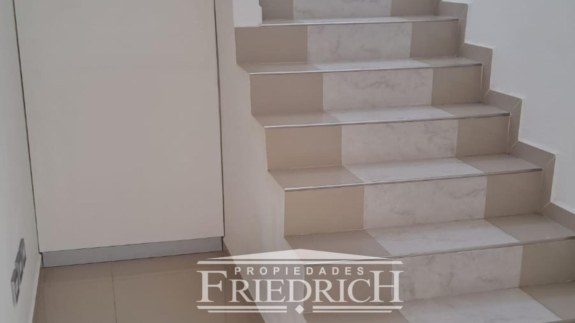 CASA EN ALQUILER ANUAL  - BARRIO SAN PATRICIO, FCO ALVAREZ