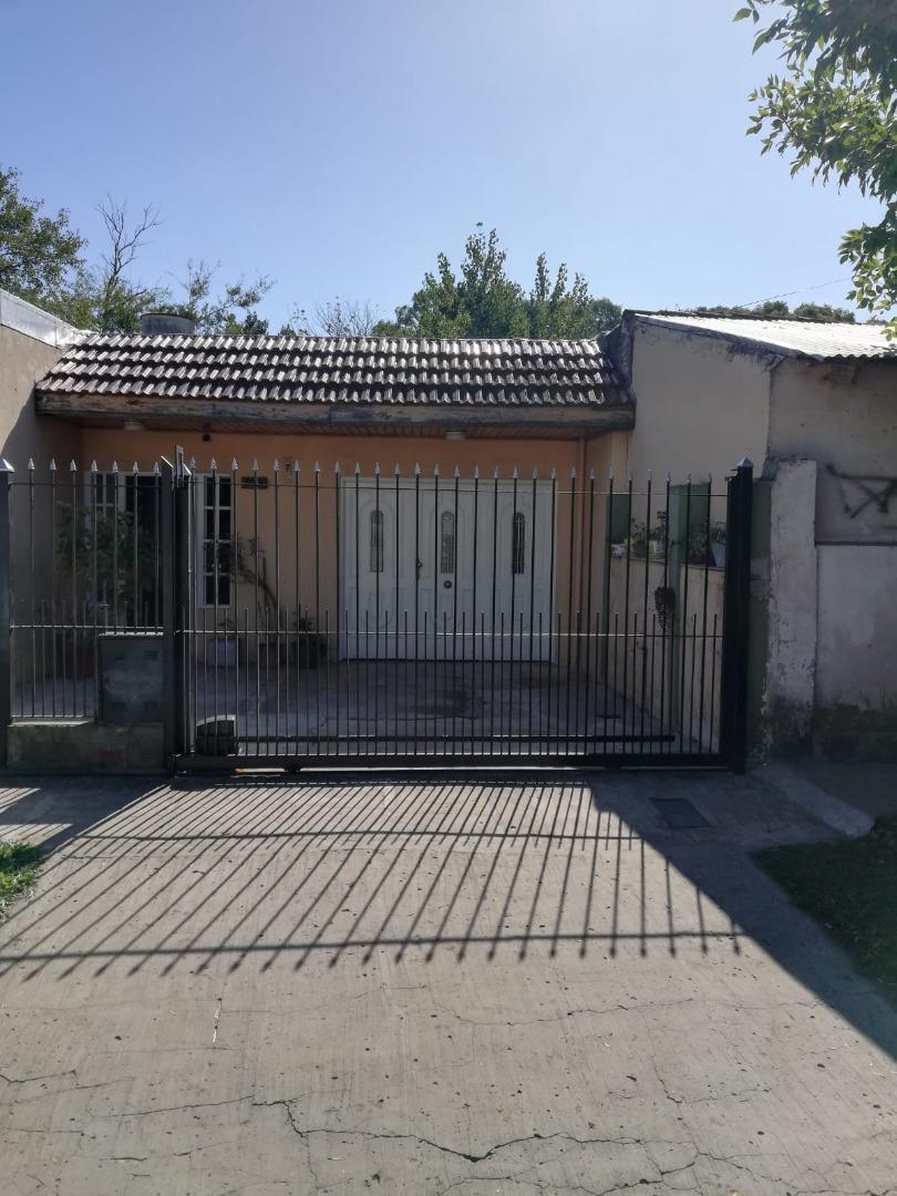 APTO CREDITO  CASA DE 3 AMBIENTES-BURZACO