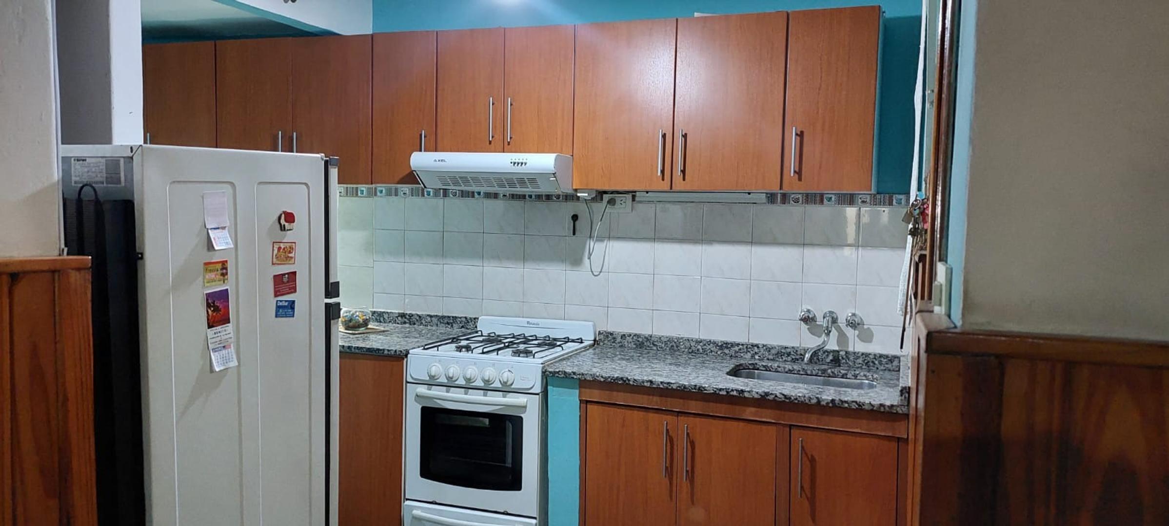 Depto Tipo Casa 2 ambientes con 1 baño