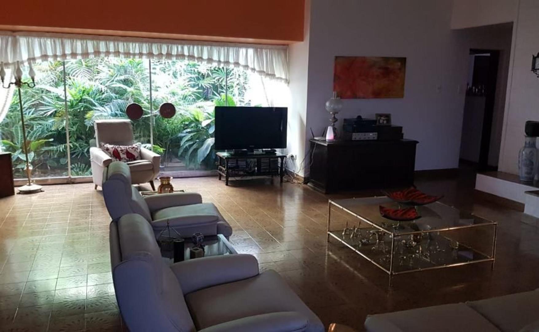 Casa en Venta en Bernal, USD 280.000