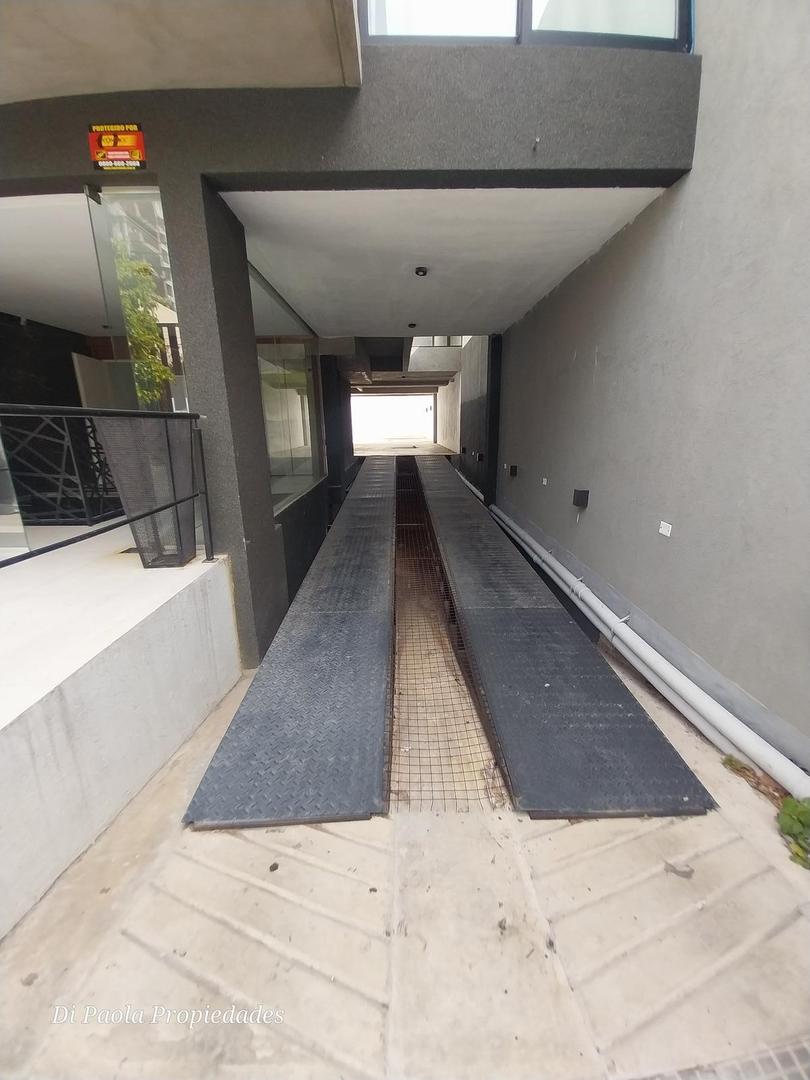 Oficina en Alquiler al Norte