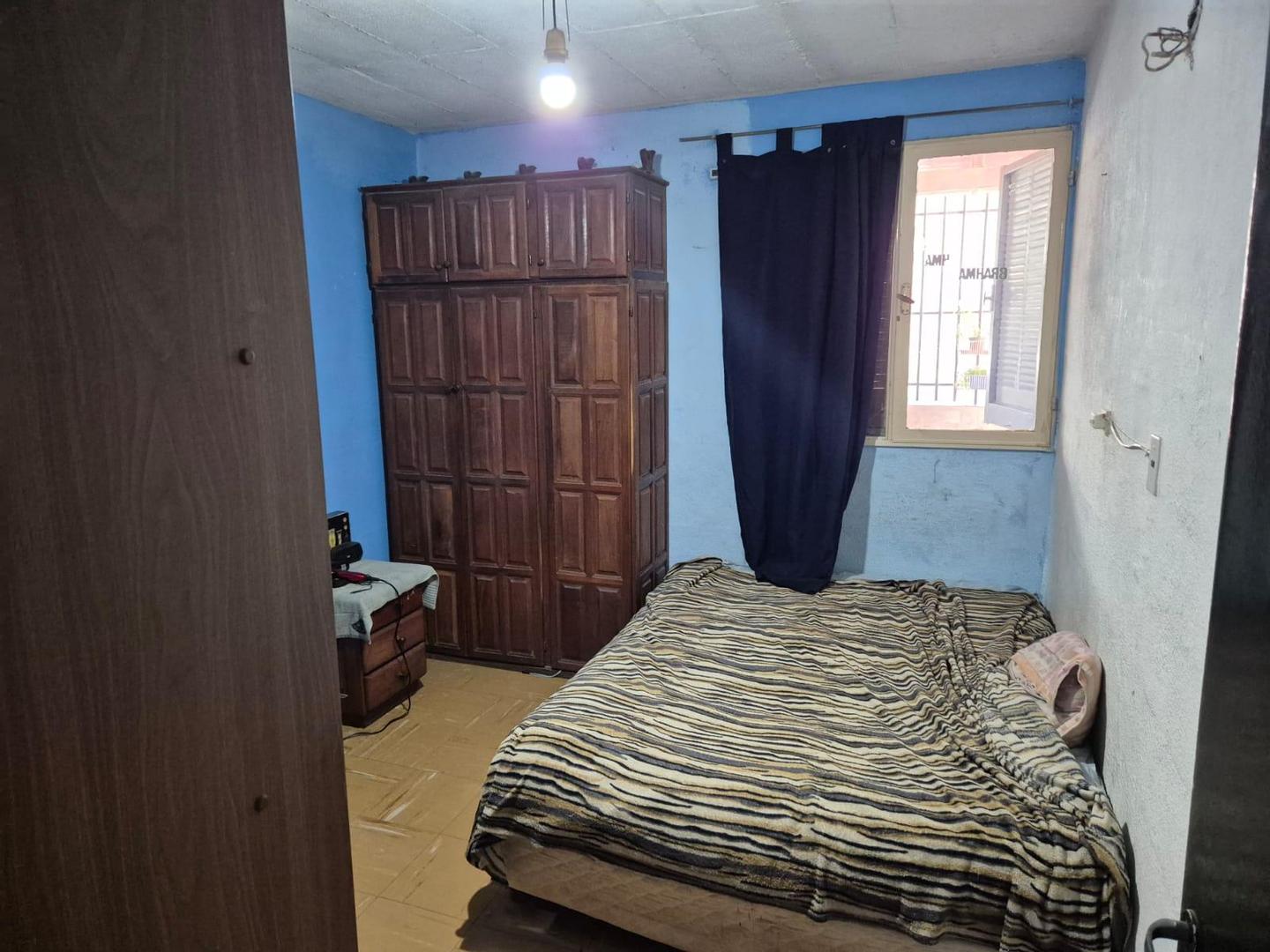 Casa 4 ambientes con 1 baño