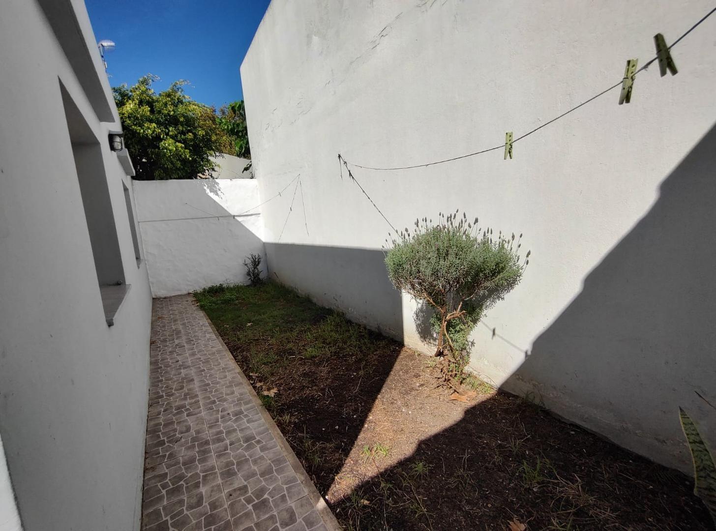 Depto Tipo Casa en Venta de 2 dormitorios