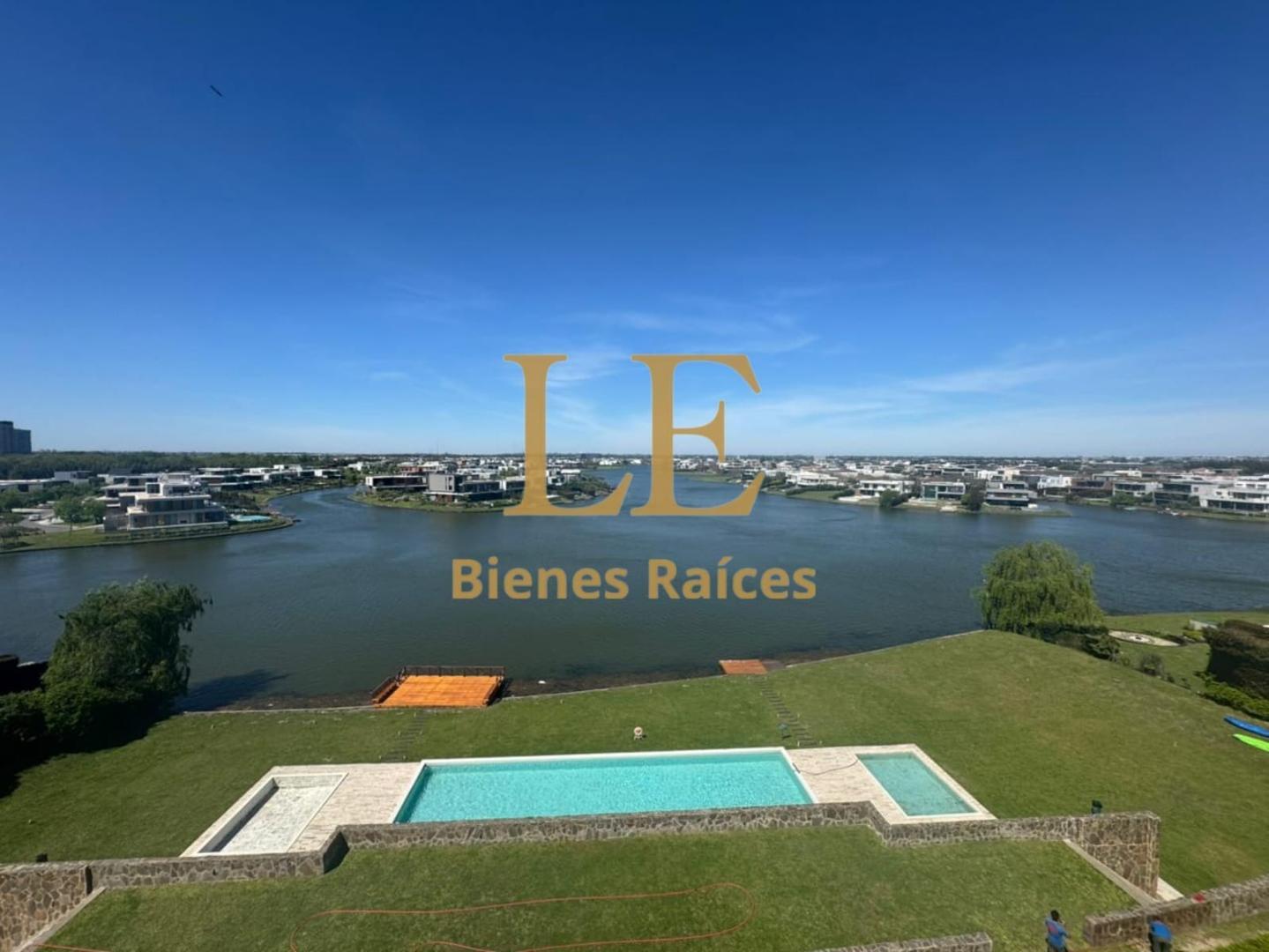 Departamento 2 ambientes con 2 baños