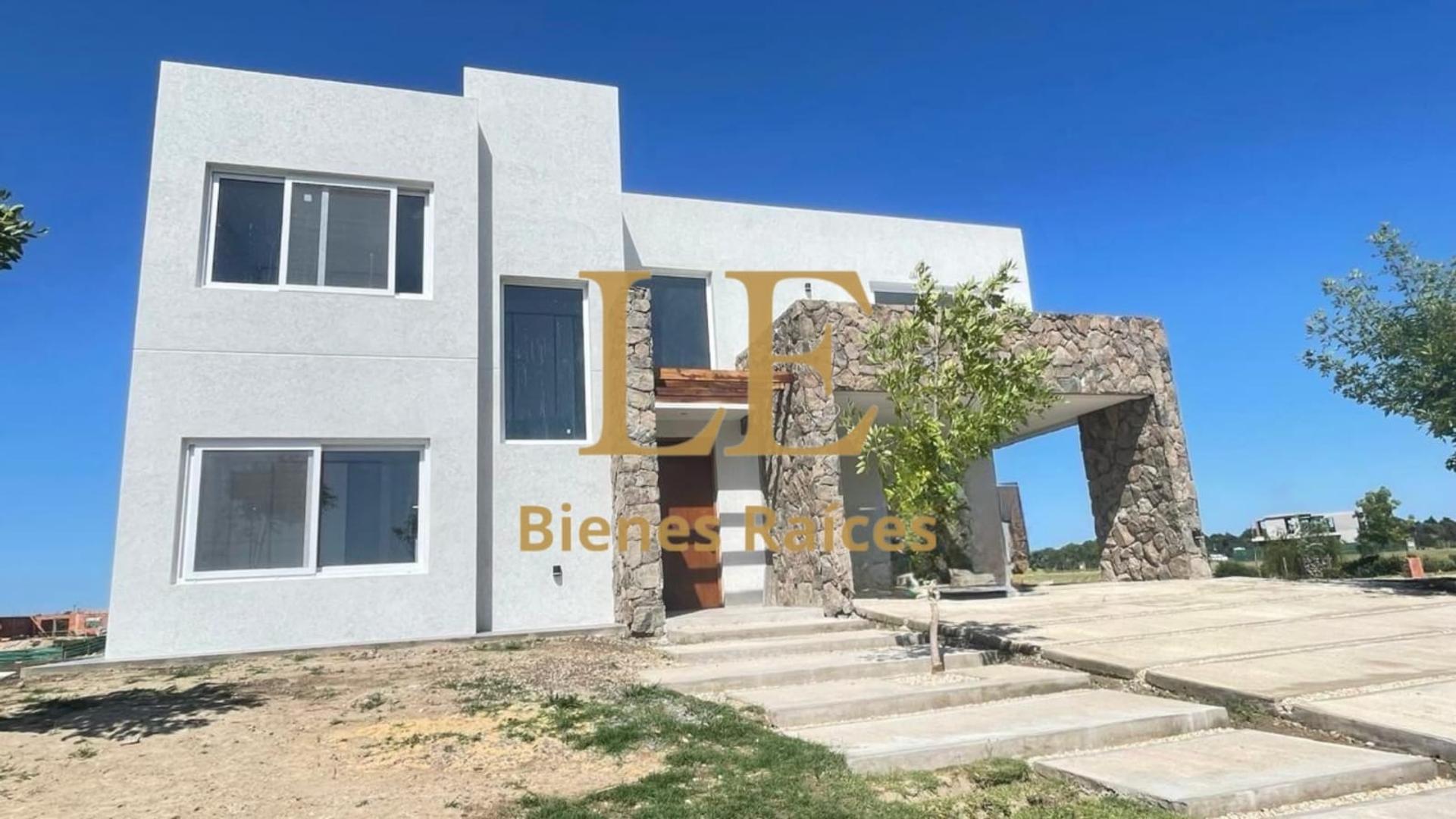 Venta casa al rio en El Naudir