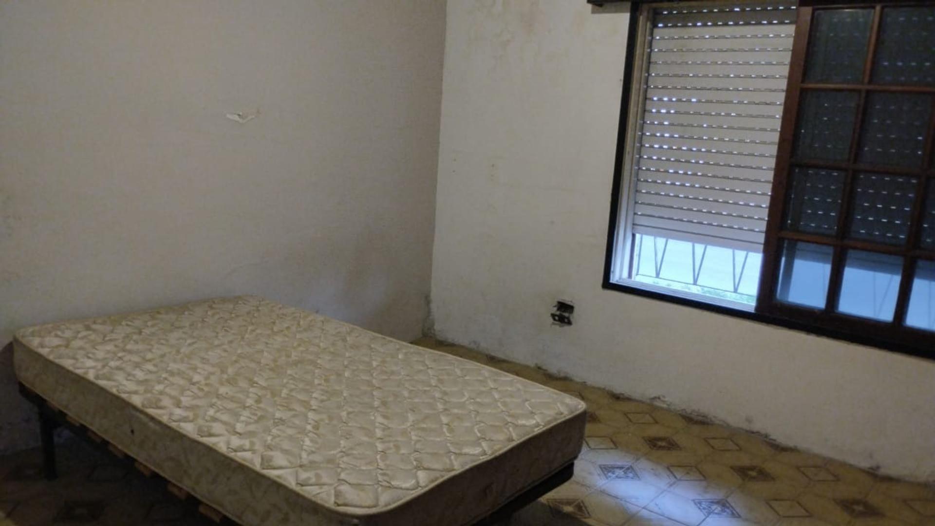 IMPORTANTE PROPIEDAD (CASA) 81 Mts2 con FDO en V BALLESTER !