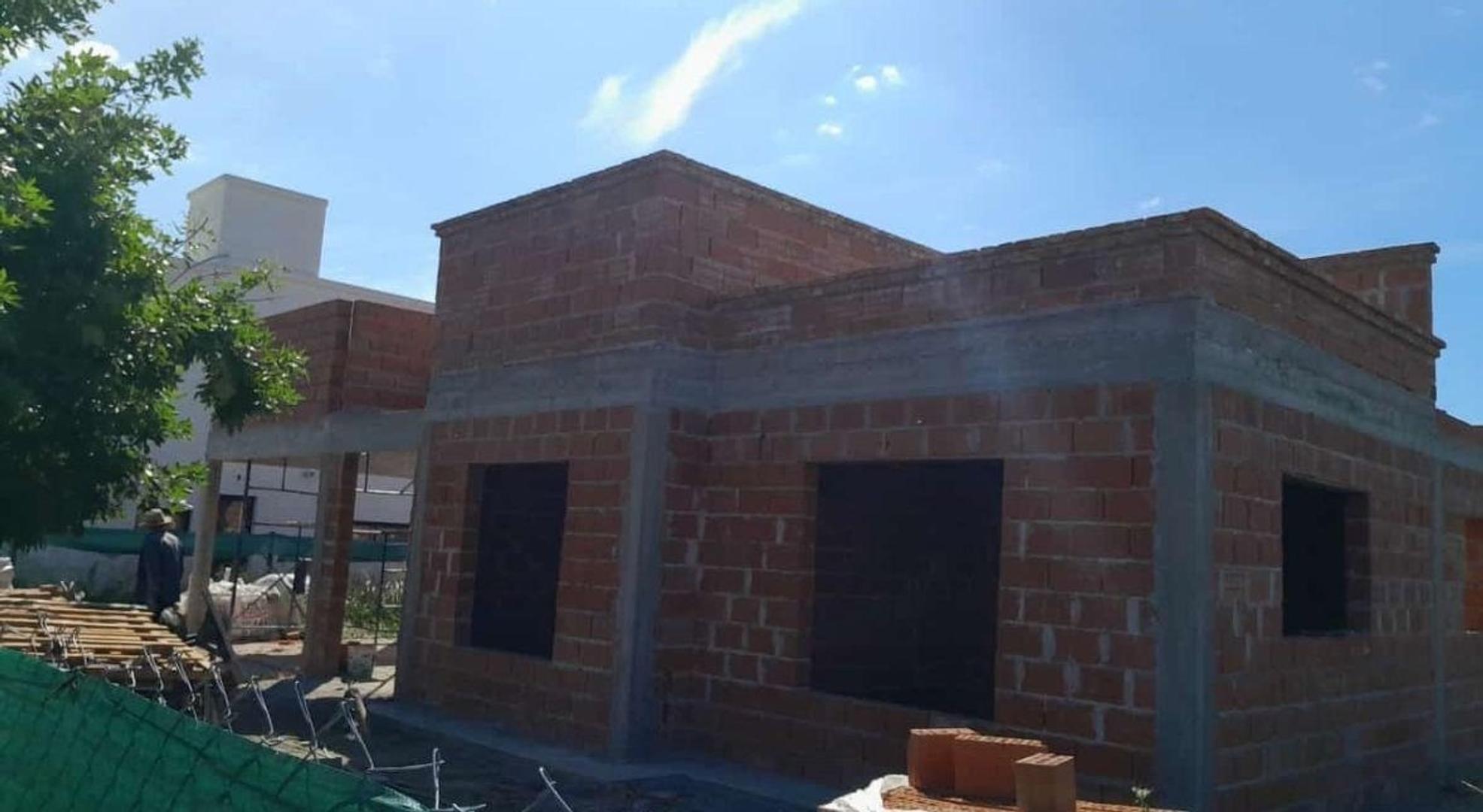 Casa en Venta en Altos Del Casco, USD 205.000