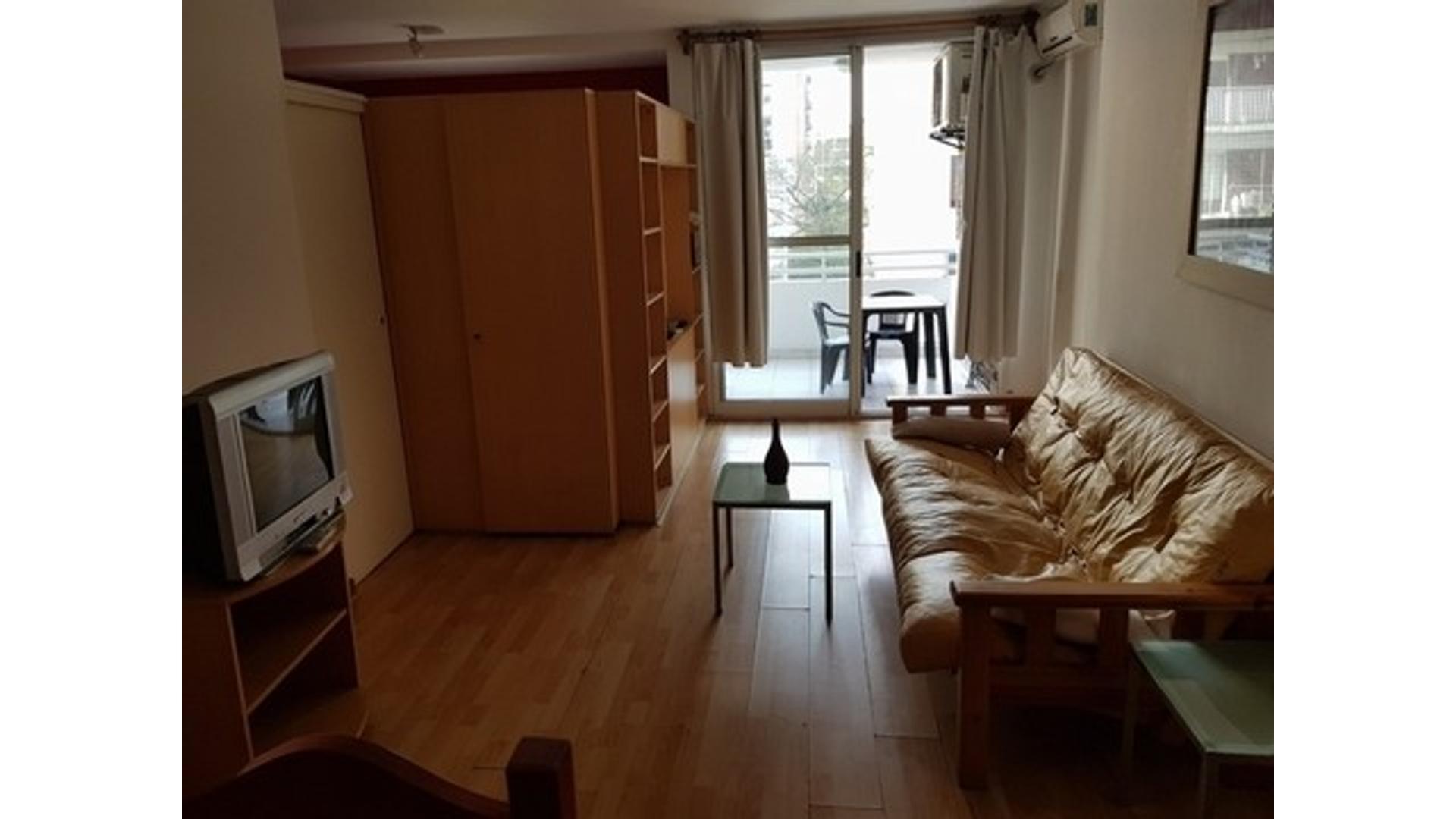 Av. Luis María Campos 1300