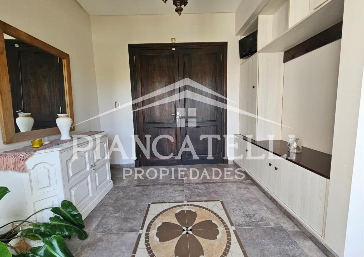 Casa en Venta al Oeste