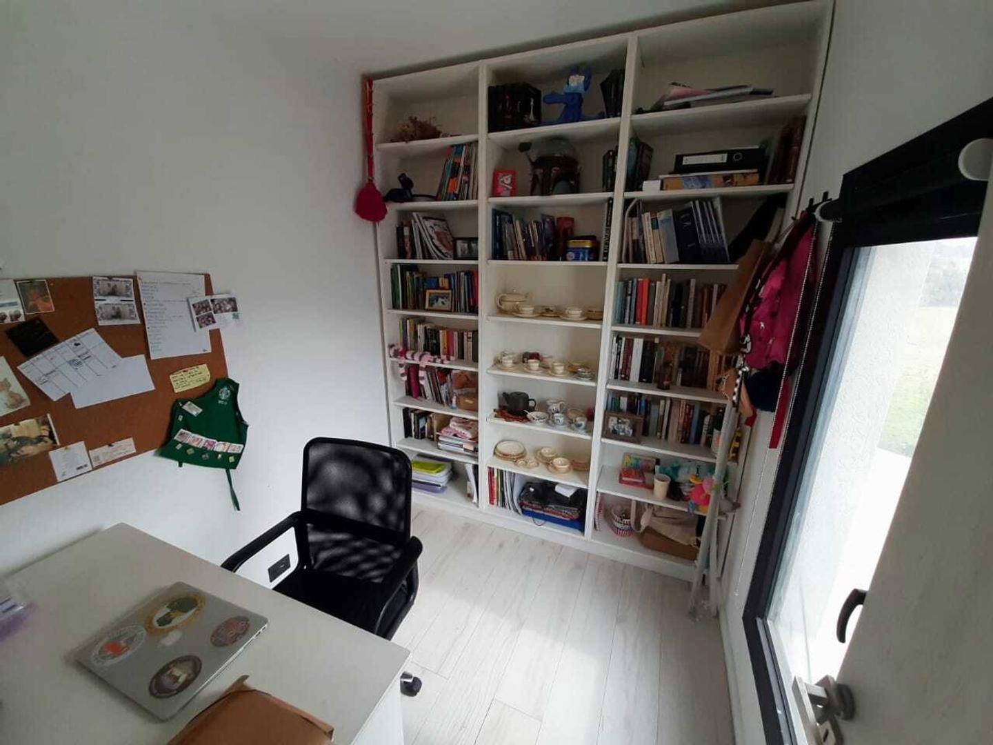 Casa 4 ambientes con 3 baños