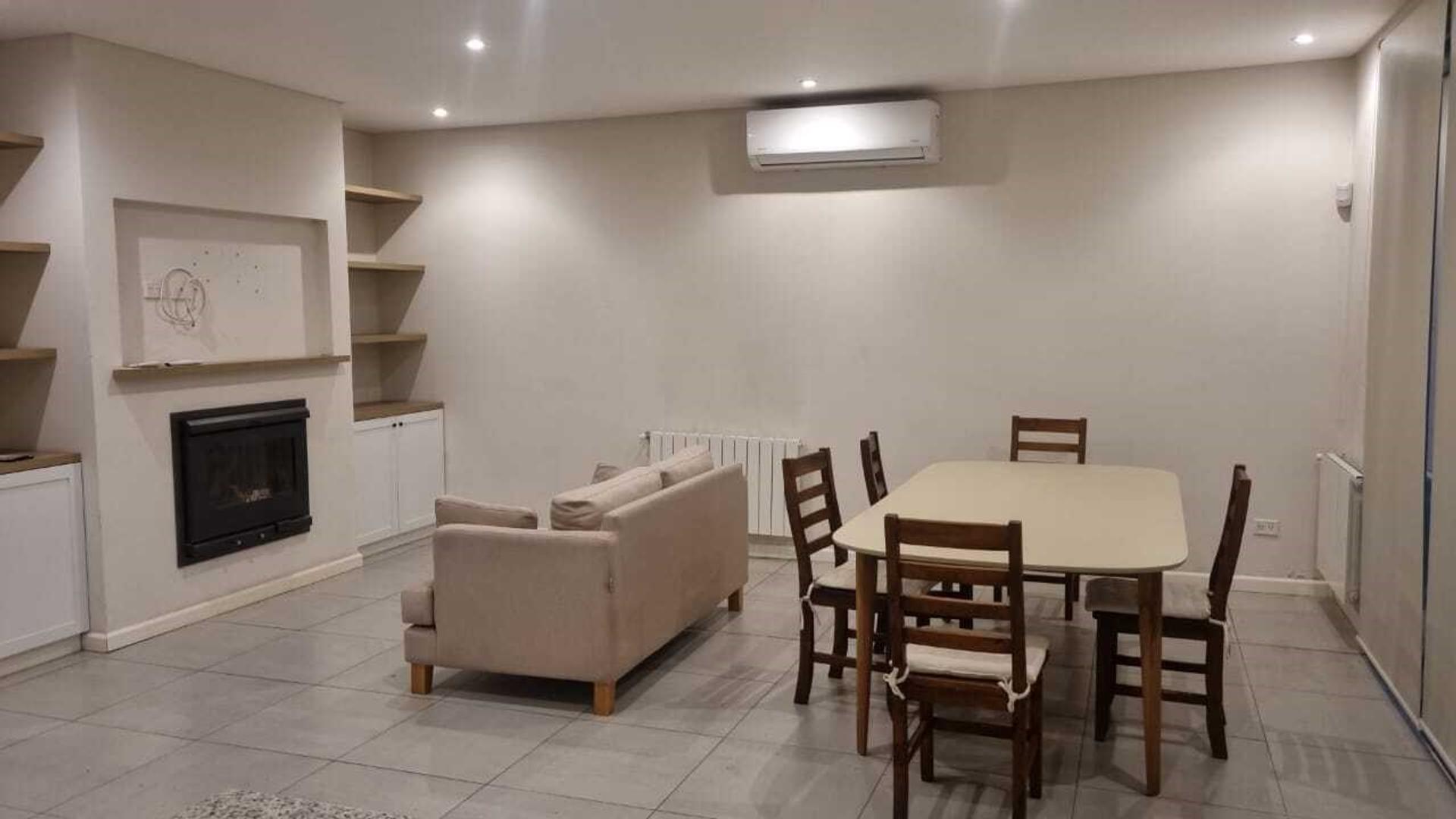Casa en Venta en Jáuregui José María, USD 160.000