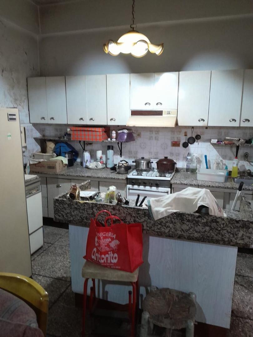 Galpon en Venta en Valentin Alsina, USD 230.000