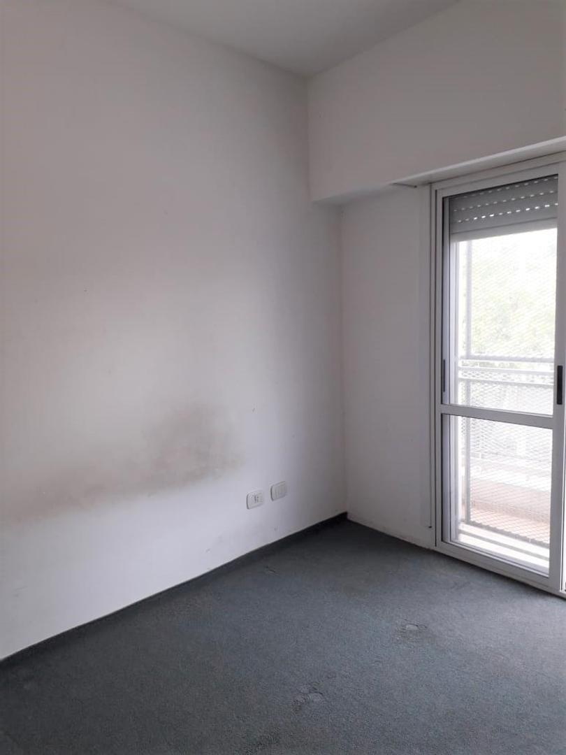 Duplex 3 Ambientes con Patio y Parrilla