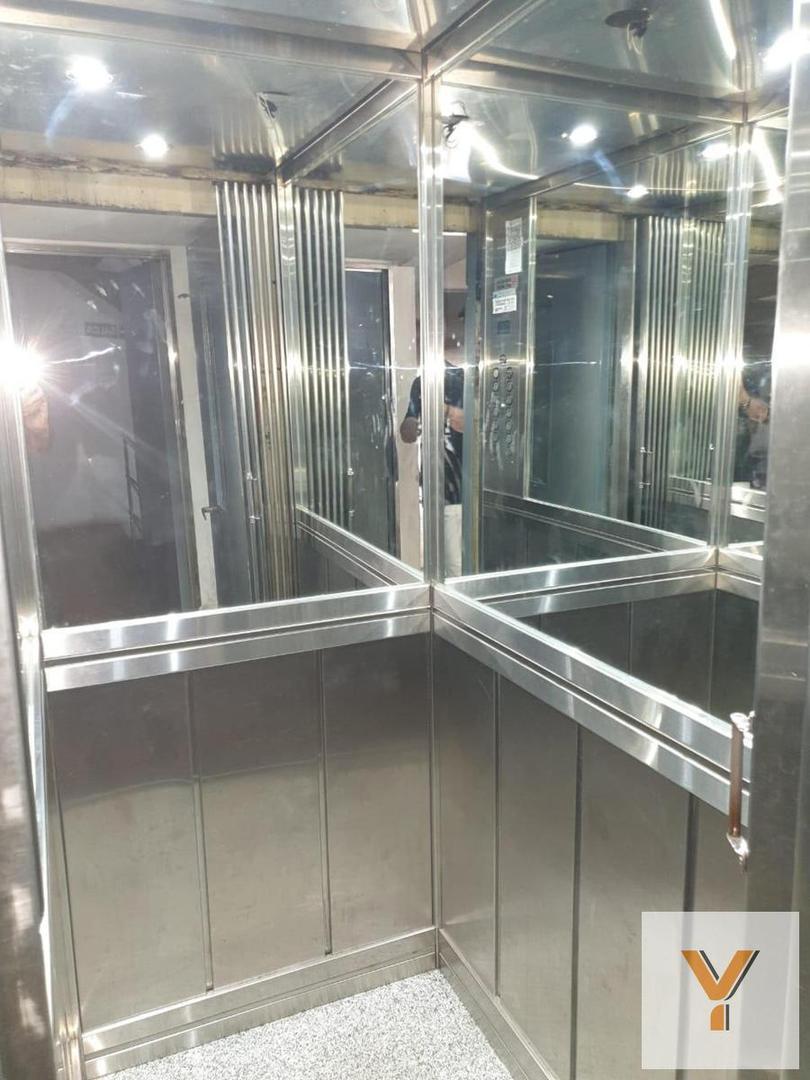 Cochera en Venta de 4  mts largo x 3  mts ancho