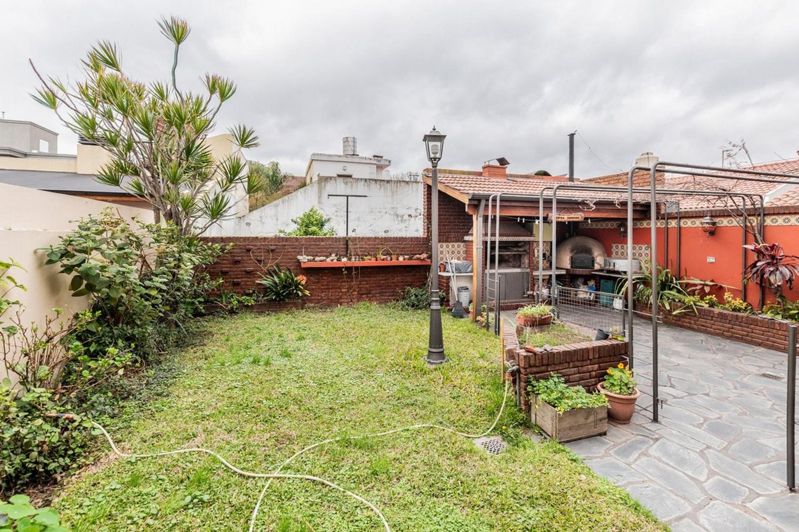 Casa en Venta en Barrio Guemes, USD 350.000