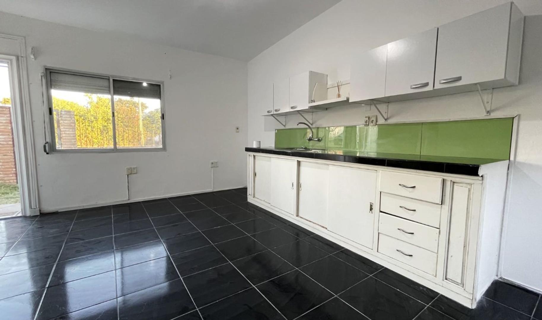 Dos Casas en Venta en El General Ideal para Renta