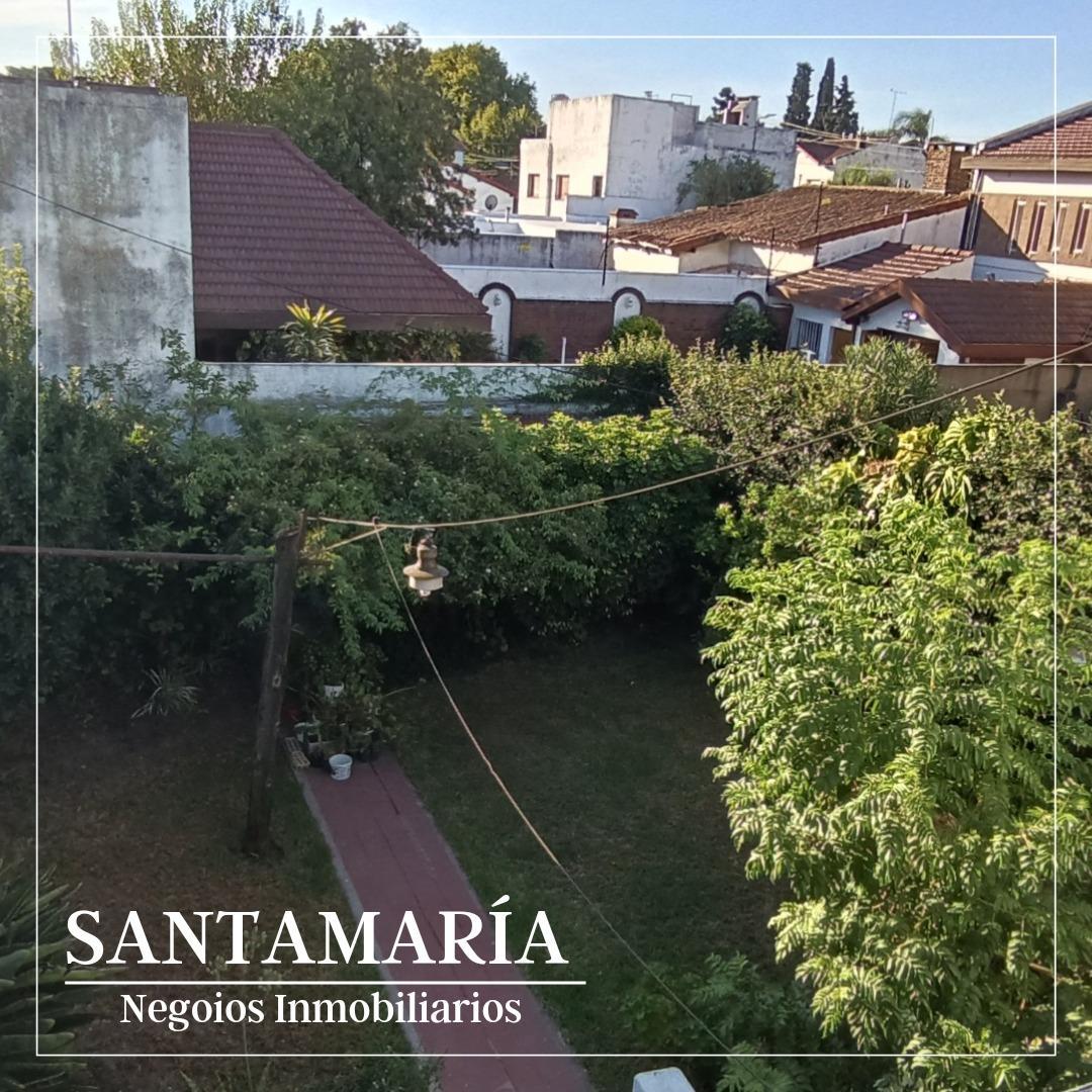 Hermosa Casa 3 dormitorio, cochera, jardín y terraza. 3 bños