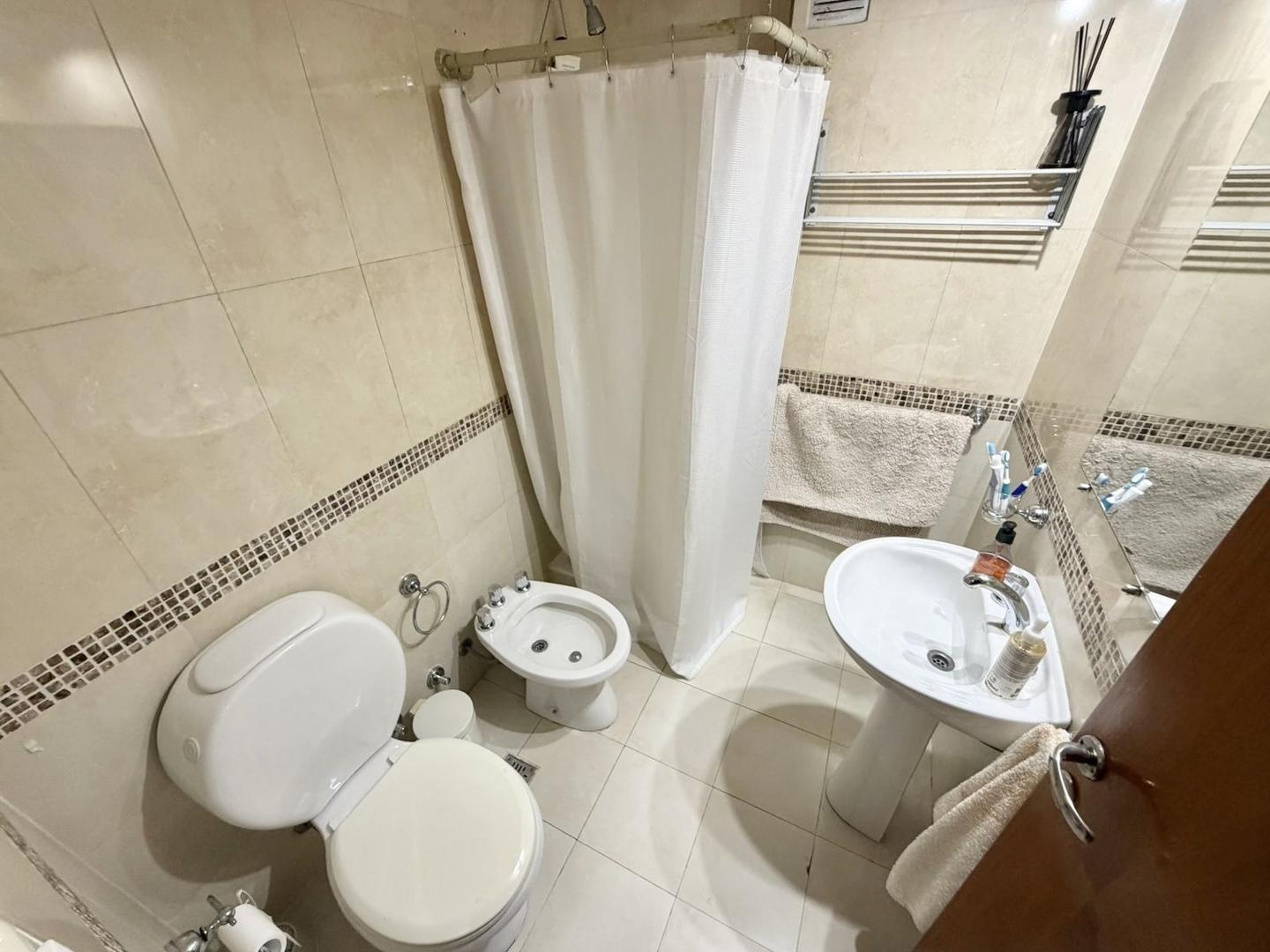 Departamento 3 ambientes en excelente ubicación.