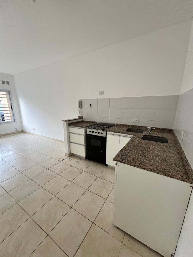 Departamento en Alquiler al Noreste