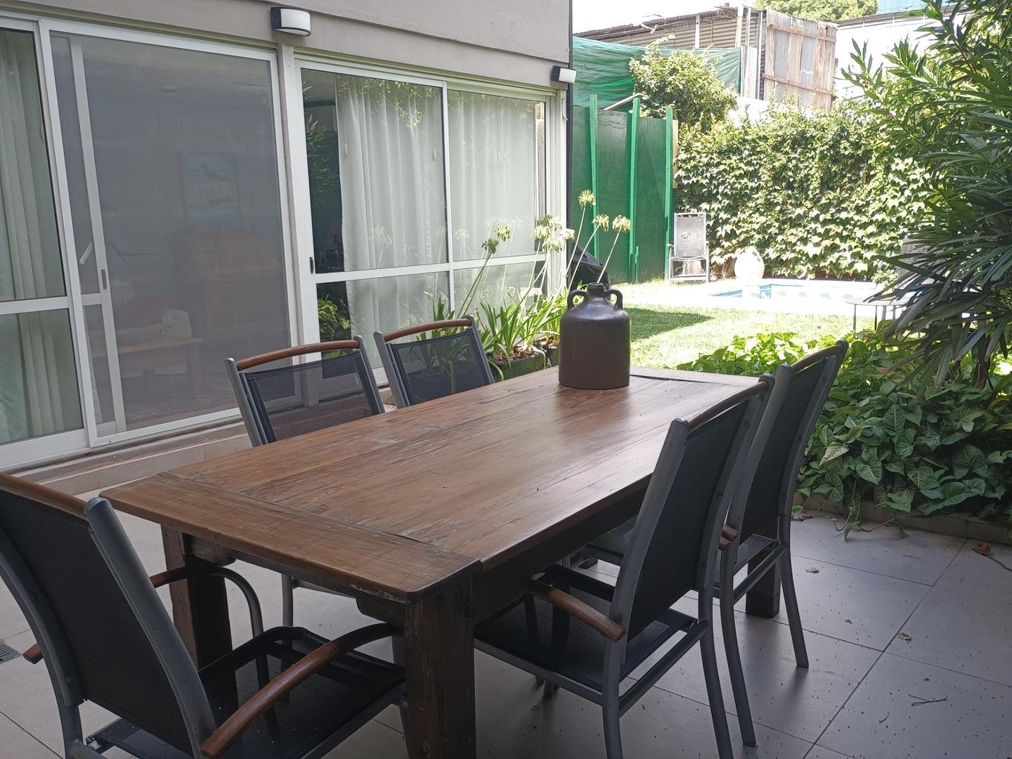 Casa 4 ambientes con 3 baños