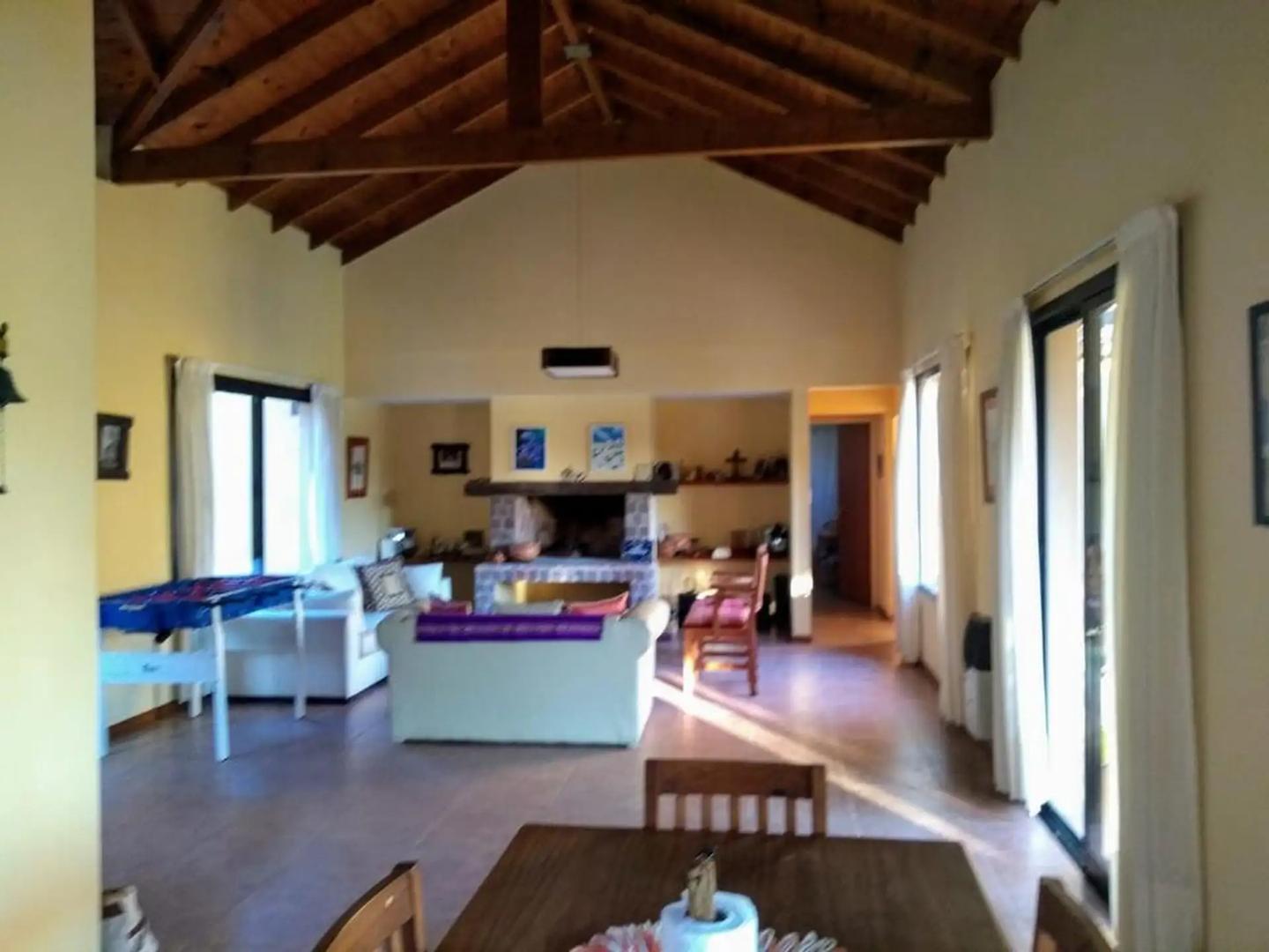 Casa en Alquiler Temporal en Campos De Roca, USD 1.400