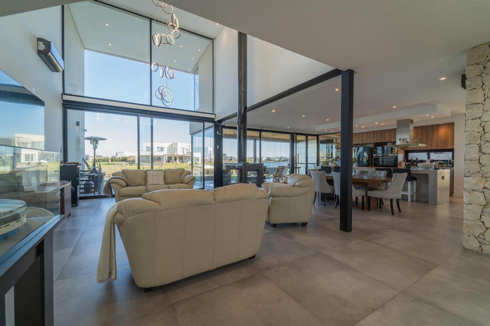 Aguas privadas Ruta 25