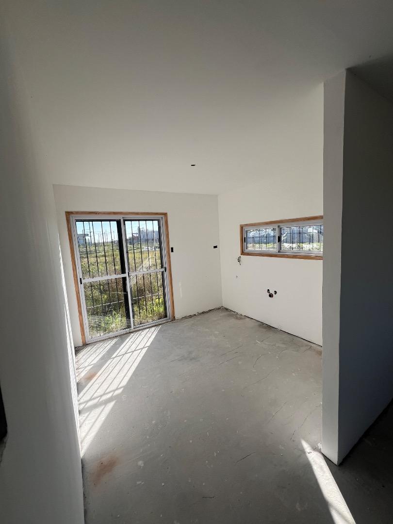 Gran oportunidad terreno con casa a terminar