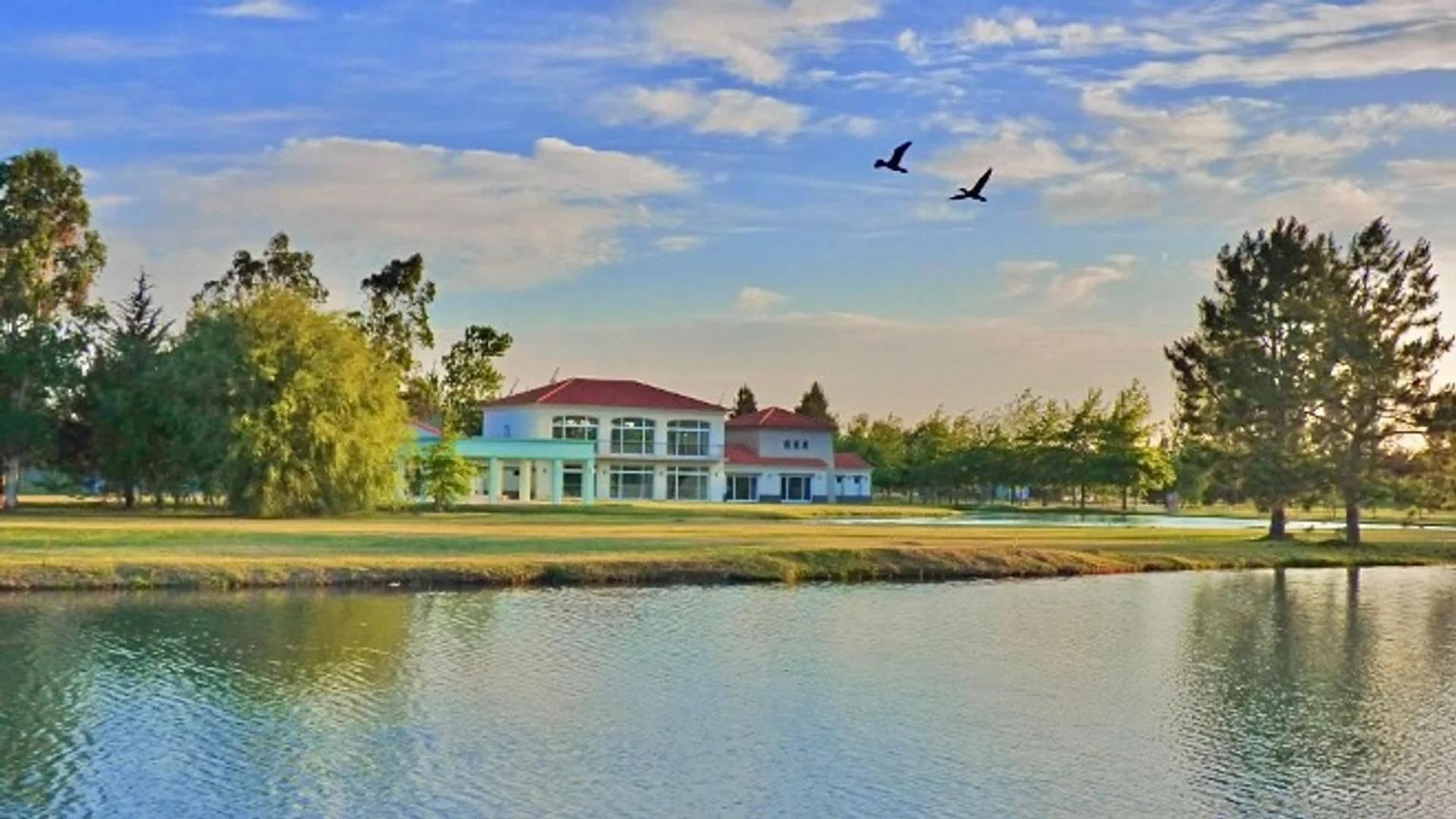 Terreno en Venta en Club Miralagos, USD 79.000