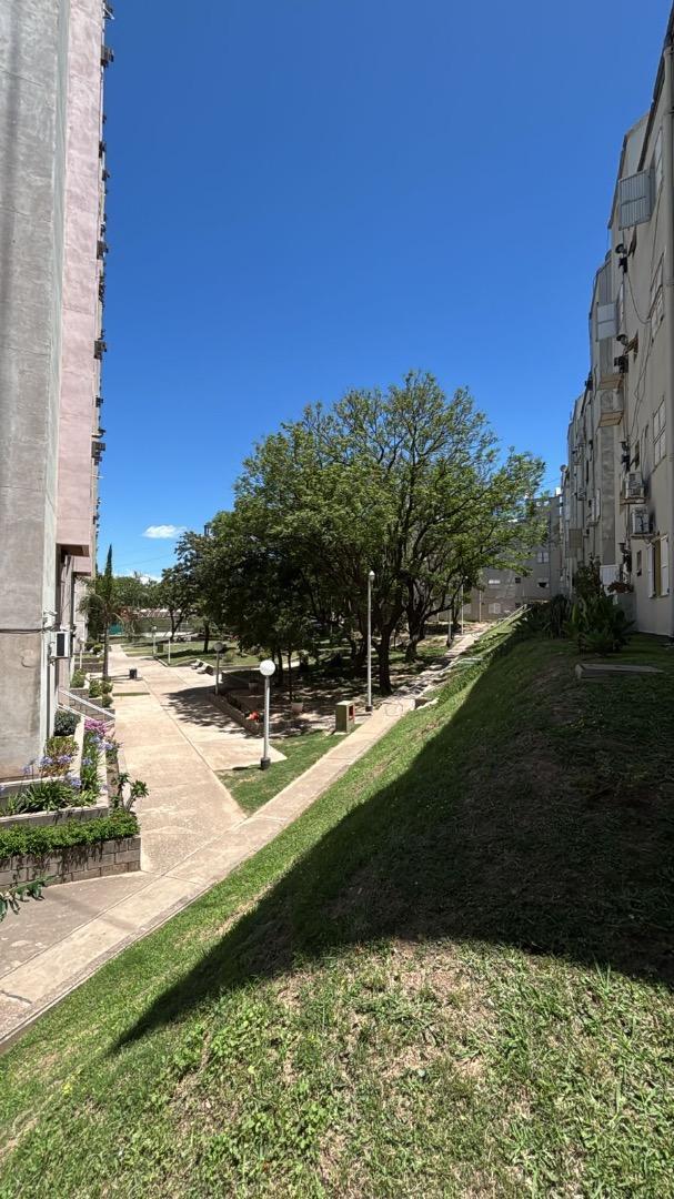 Monseñor Pablo Cabrera 1980