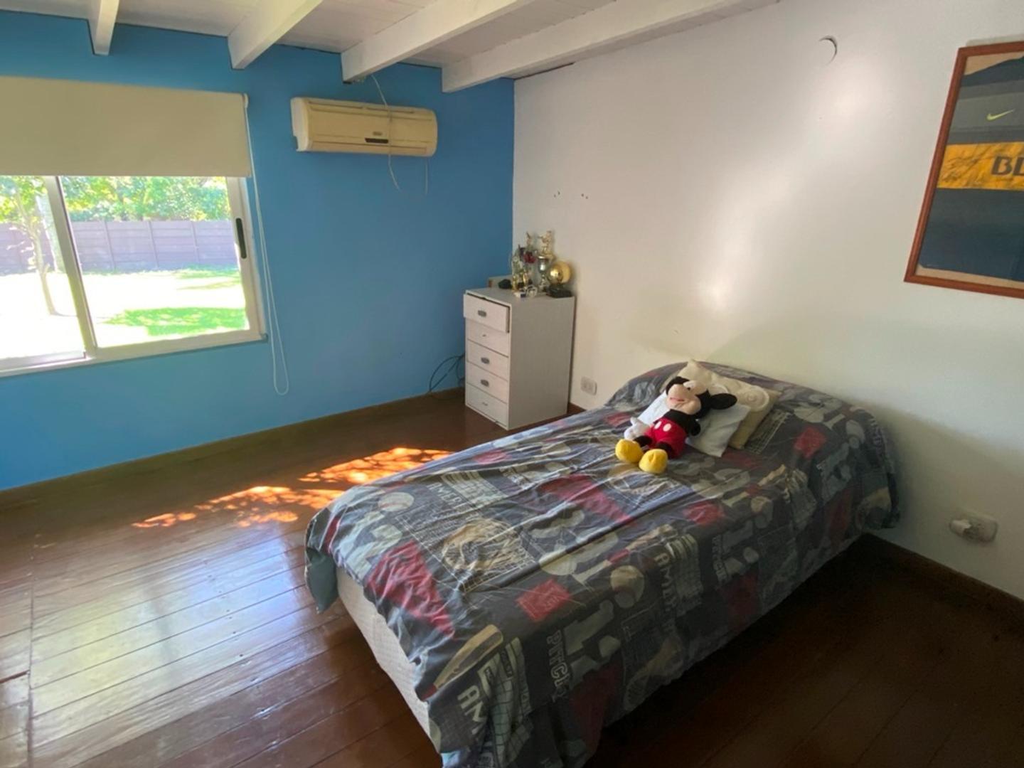 Casa en Venta en Barrio Parque Leloir, USD 360.000