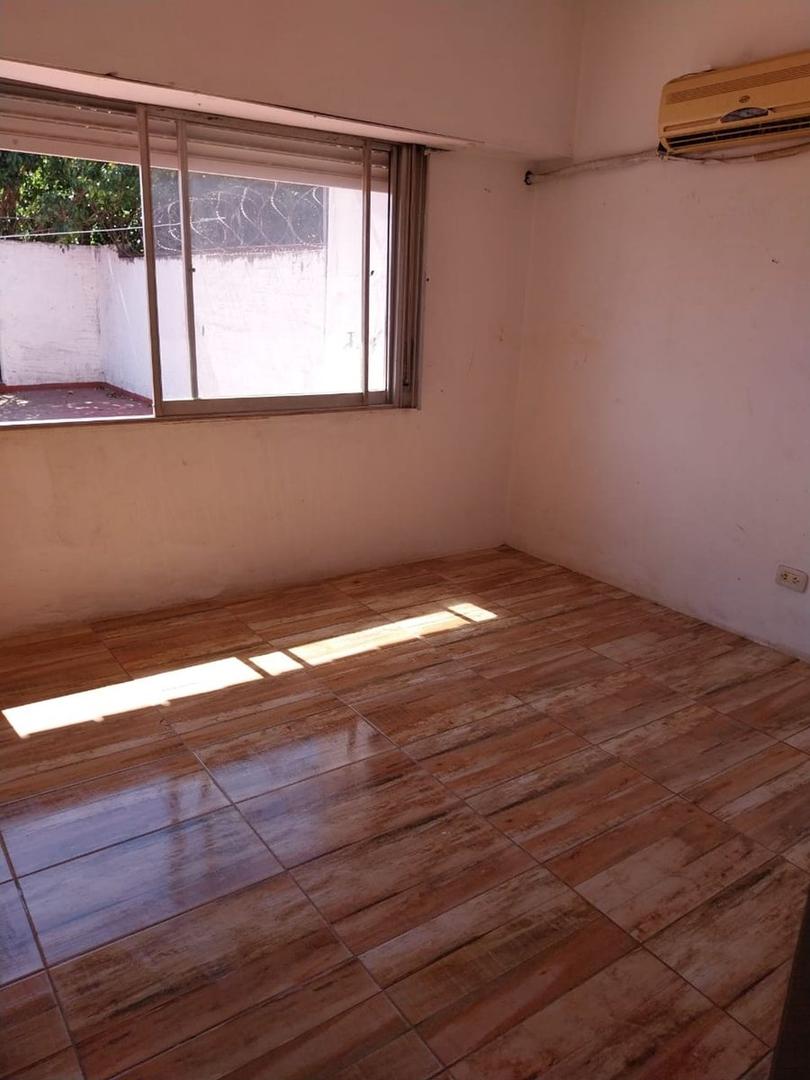 VENTA PH 4 AMB. MONTE GRANDE + LOCAL COMERCIAL