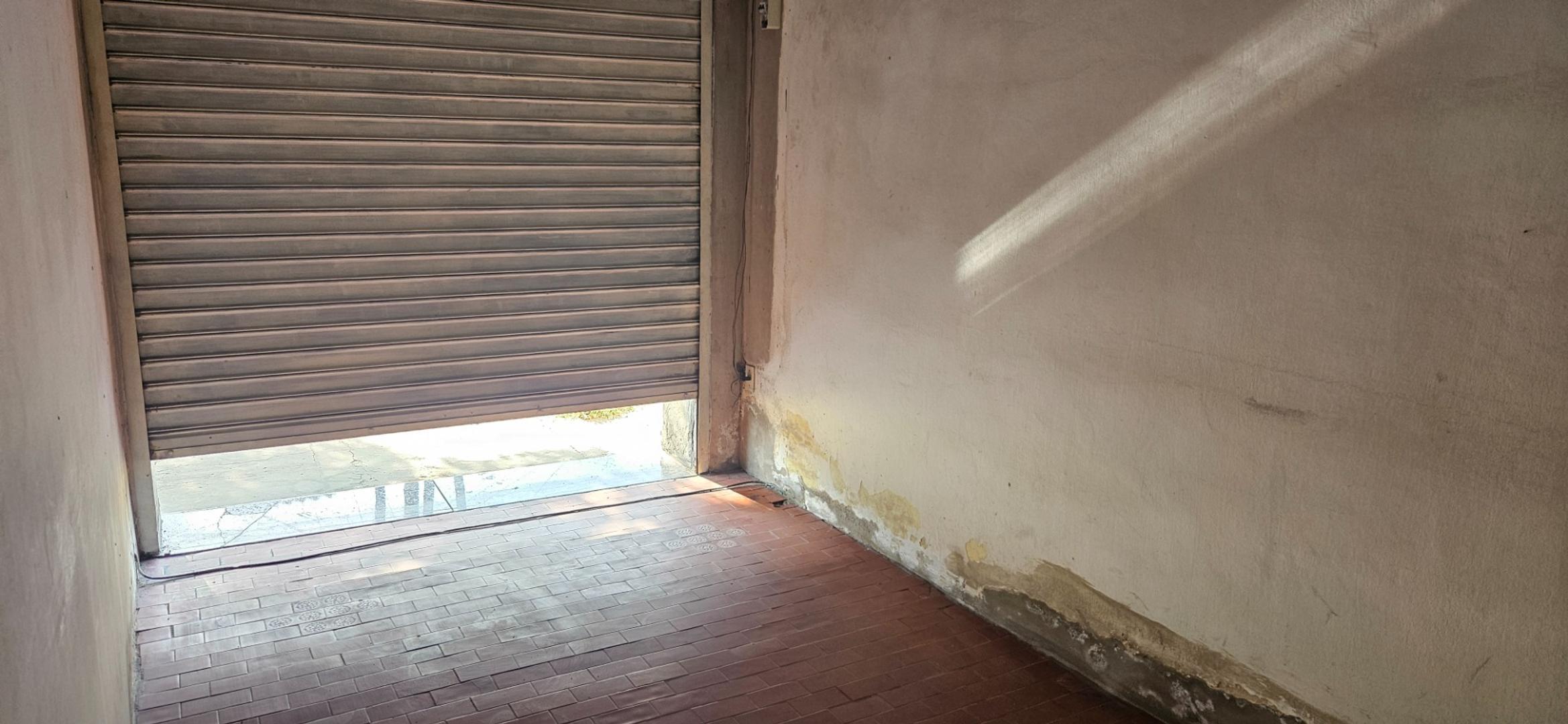 Chascomus 2454 , Piso pb