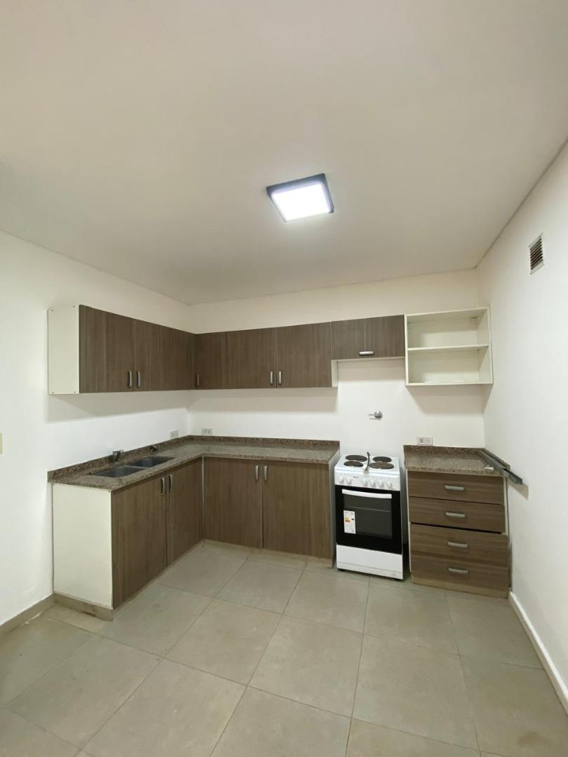 DUPLEX EN VENTA. BARRIO EL PORTAL. CAMPANA.