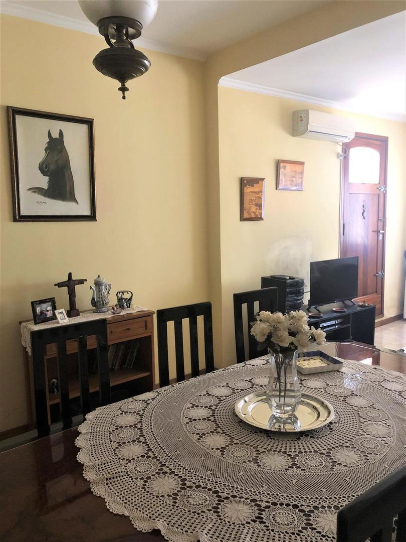 Depto Tipo Casa en Venta 35 años