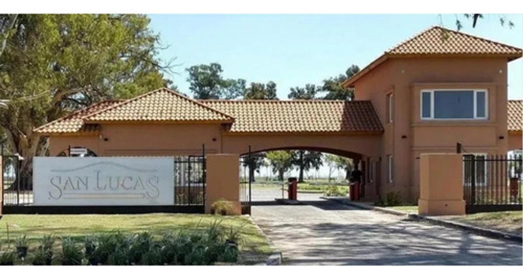 Venta Lote A La Laguna En Barrio Privado San Lucas Canning