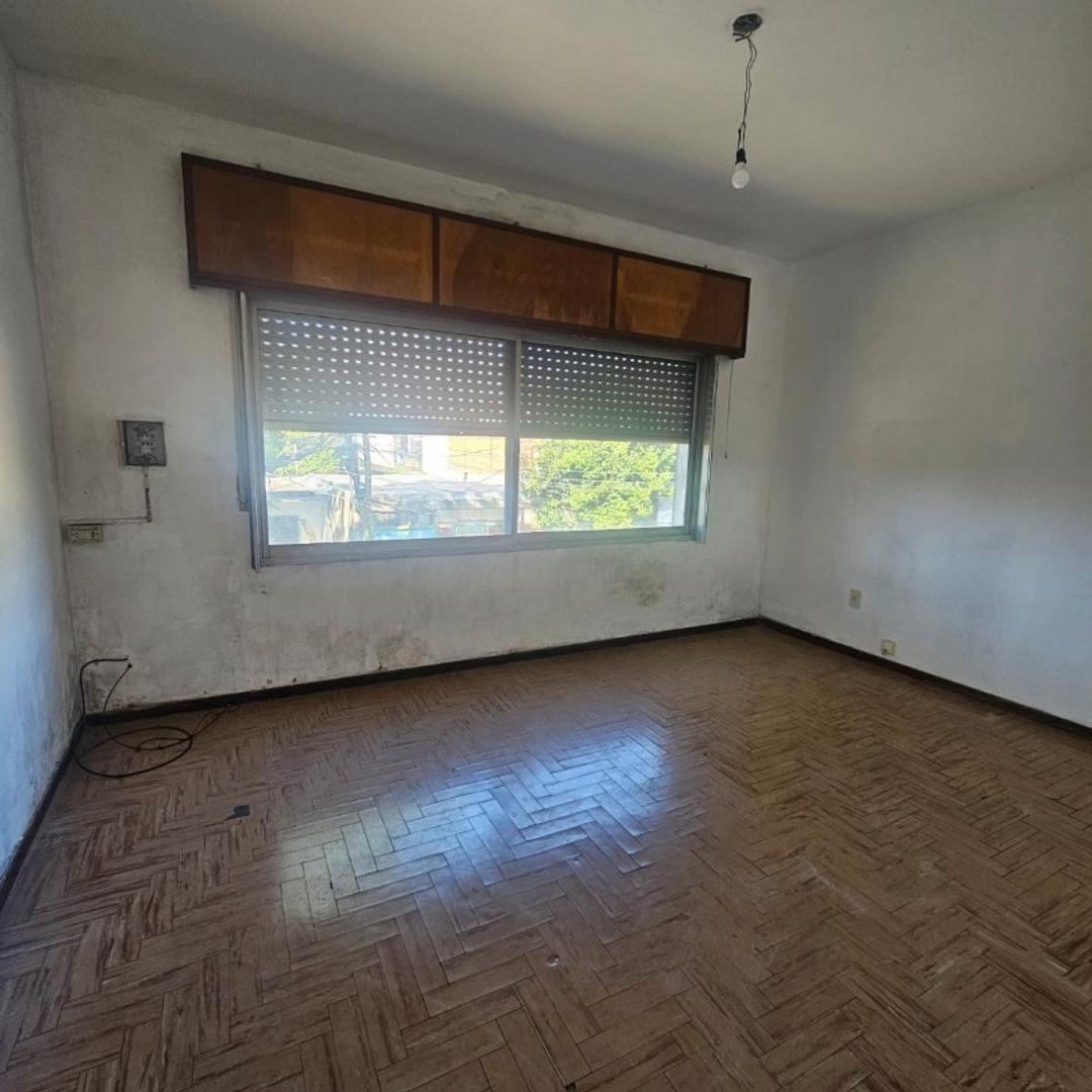 Depto Tipo Casa 2 ambientes con 1 baño