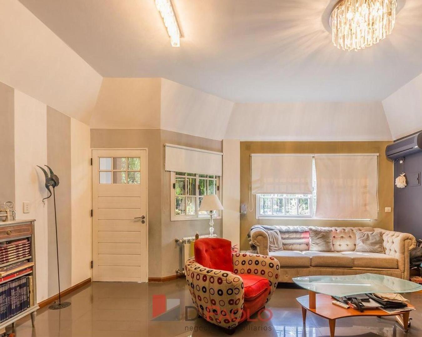 Arturo Illia 900. Entre Gaucho cruz y Segundo sombra