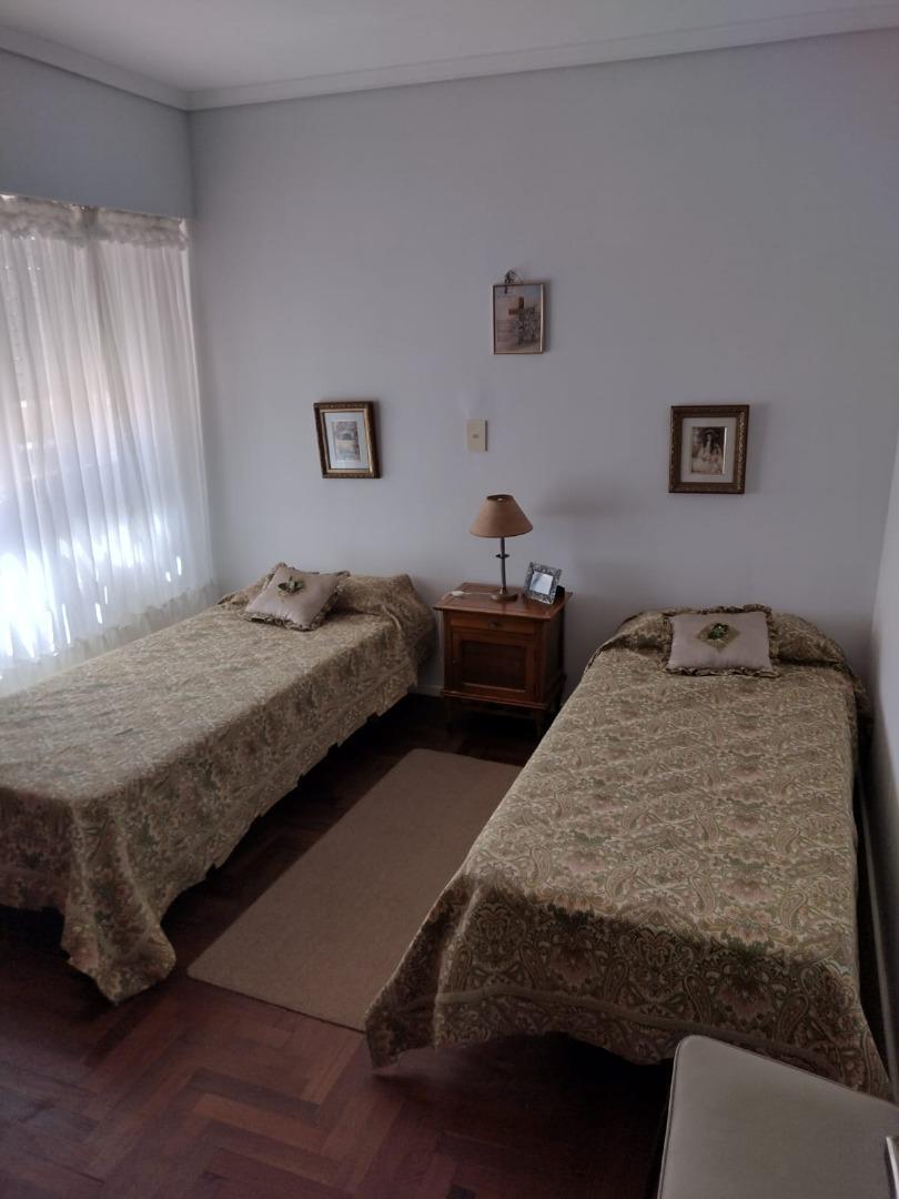 DTO. 4 AMB. 90 M2. C/FTE BALCON Y COCHERA - MOGOTES