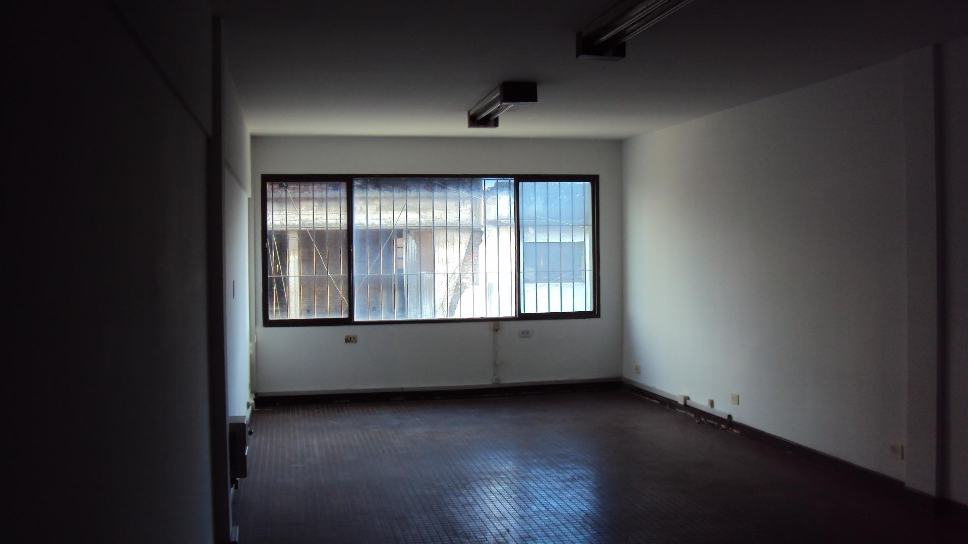 Oficina Monoambiente con 2 baños