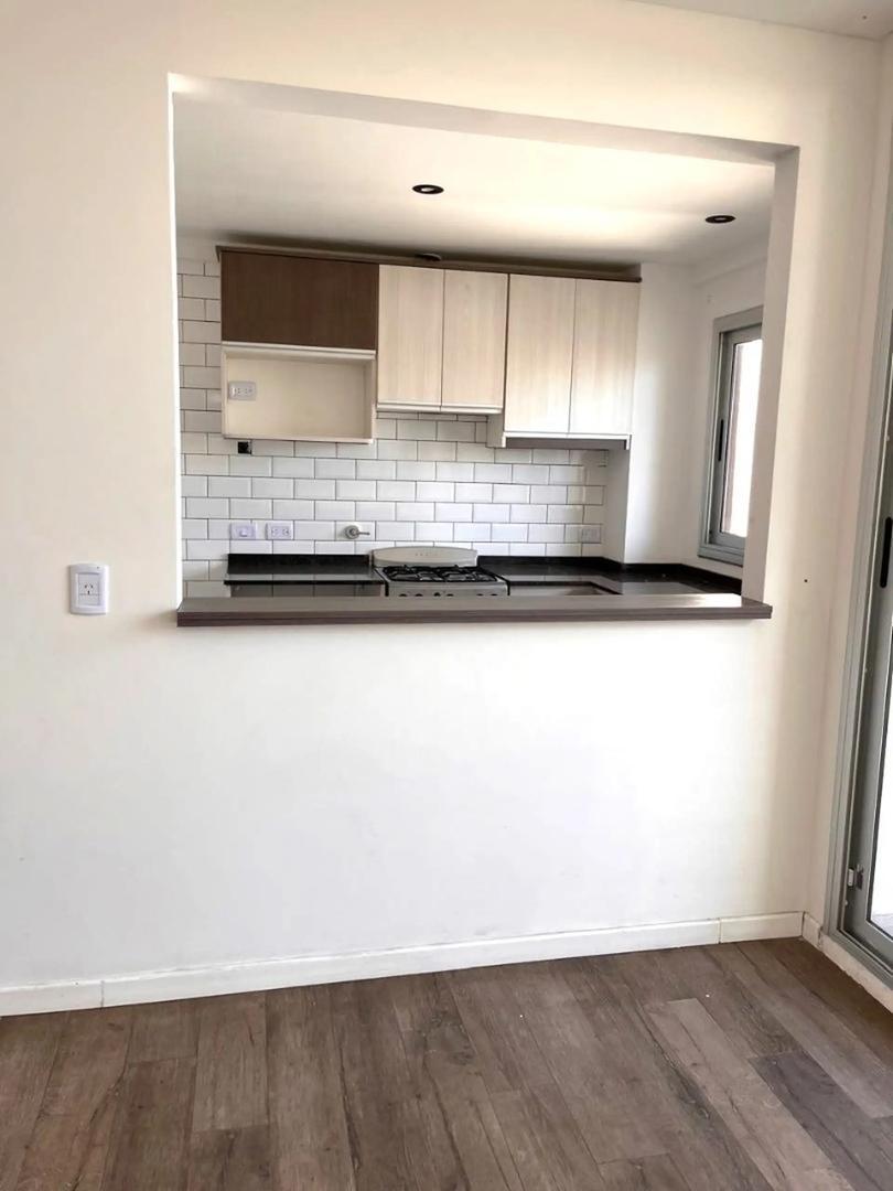 Alberti 1200 , Piso 3