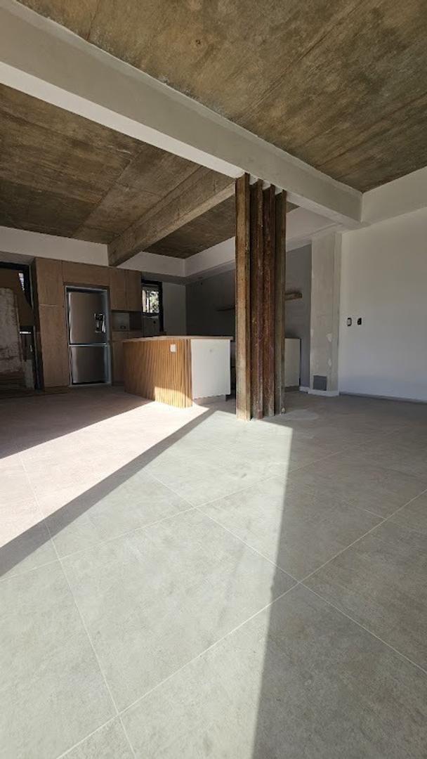 Depto Tipo Casa en Venta de 3 ambientes