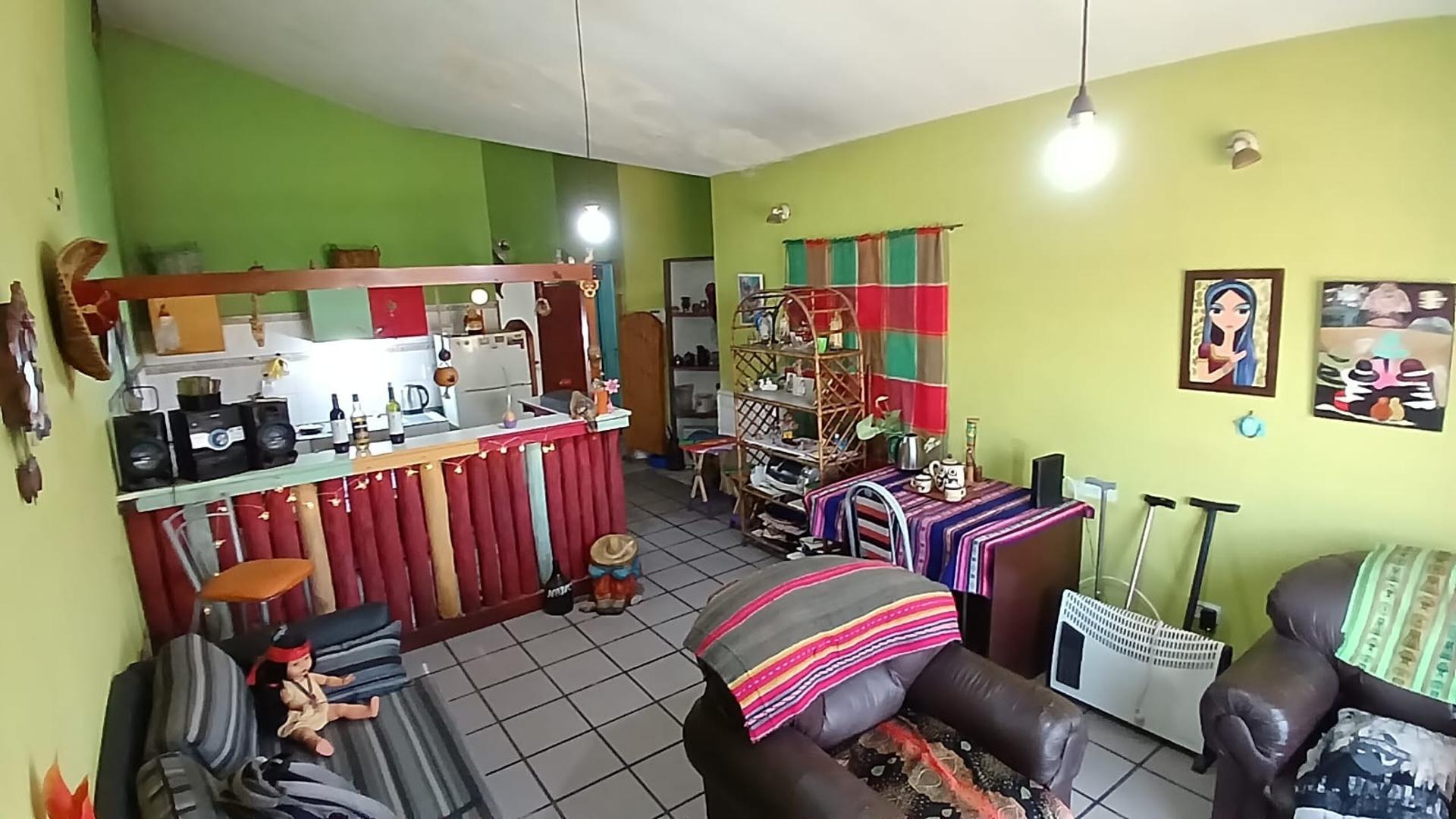 Depto Tipo Casa en Venta de 3 ambientes