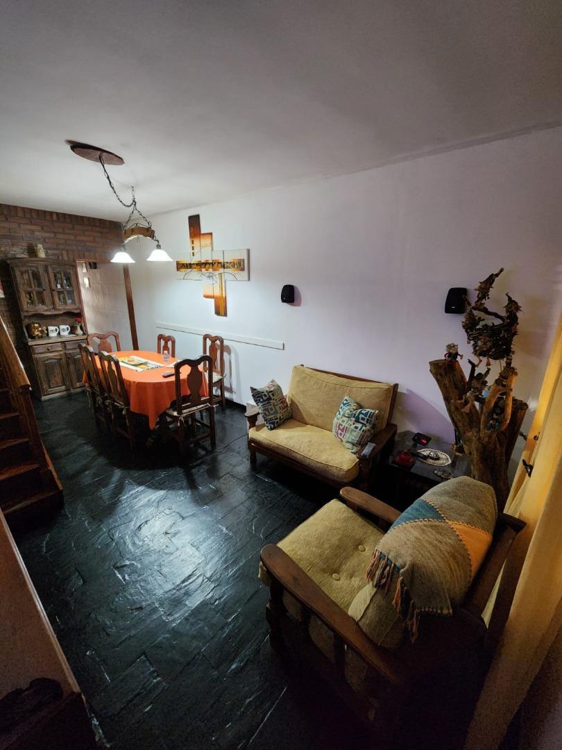 Depto Tipo Casa en Venta de 3 ambientes