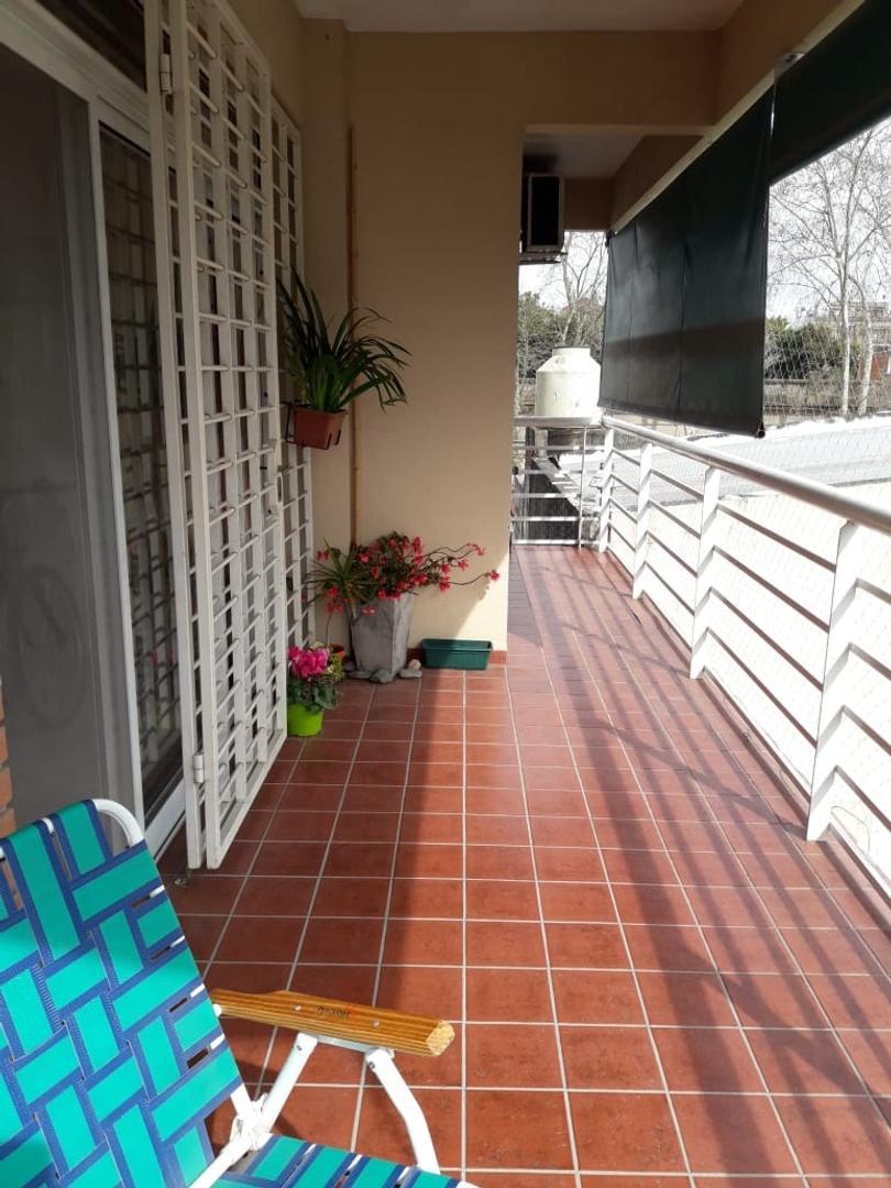 General Paz 681 , Piso 2