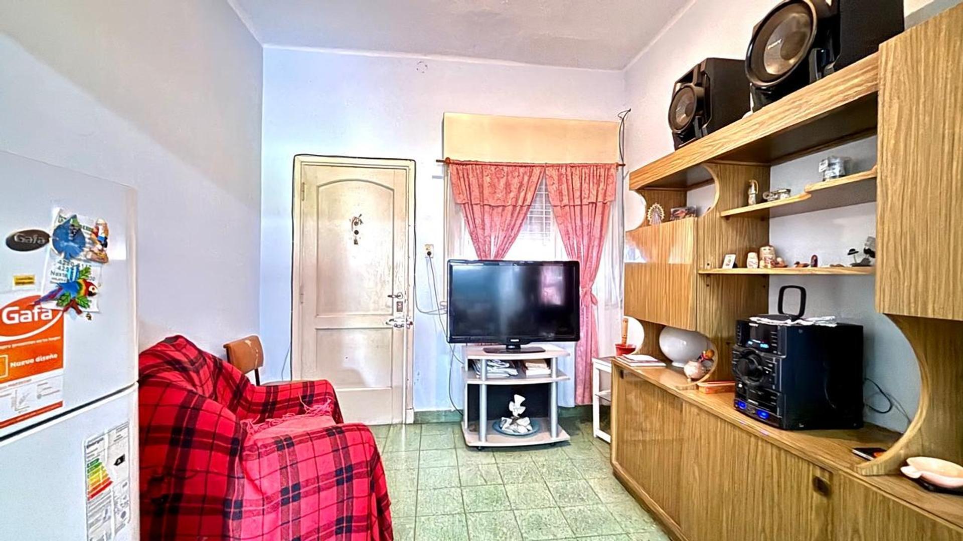 VENTA CASA 4 AMB PARQUE QUILMES OESTE