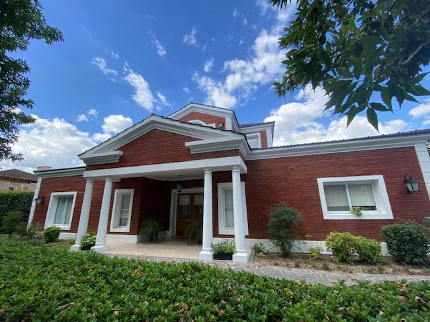 Casa en Venta en Los Jazmines, USD 310.000