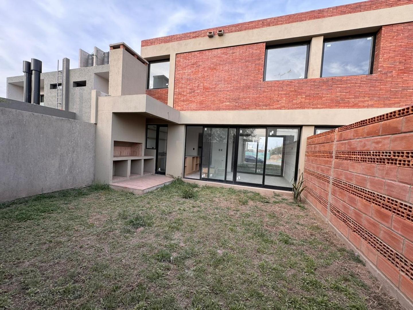 Duplex A estrenar TERRAZAS DE MANANTIALES