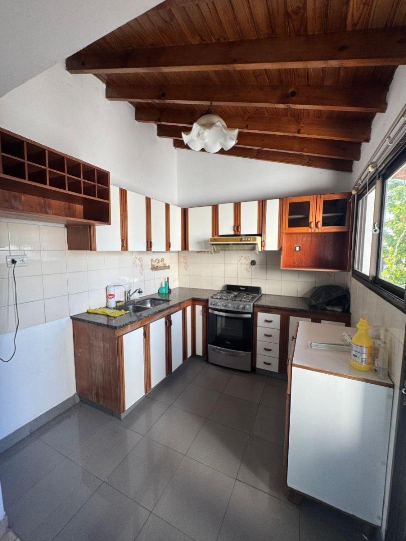 Depto Tipo Casa 4 ambientes con 1 baño